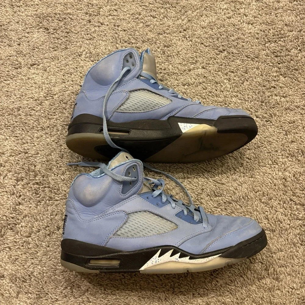 Air Jordan 5 Retro SE UNC University Blue Size Men's 11.5 Carolina University